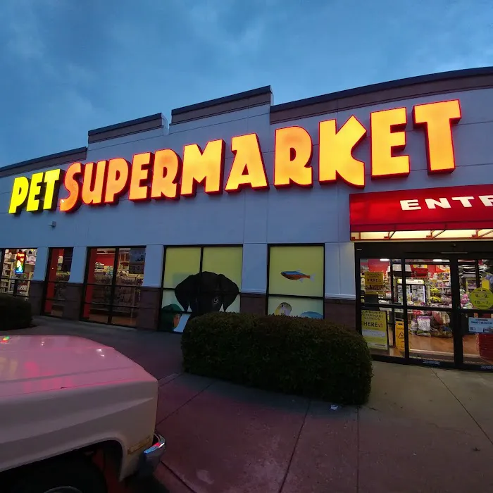 Pet Supermarket Picture 2