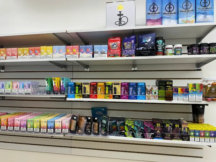 Main Street Tobacco Vape and Beer Picture 5