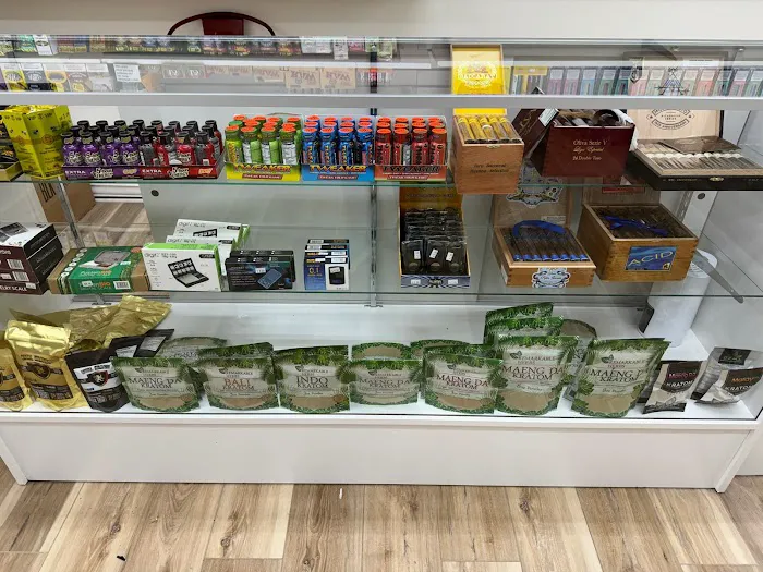 Main Street Tobacco Vape and Beer Picture 3