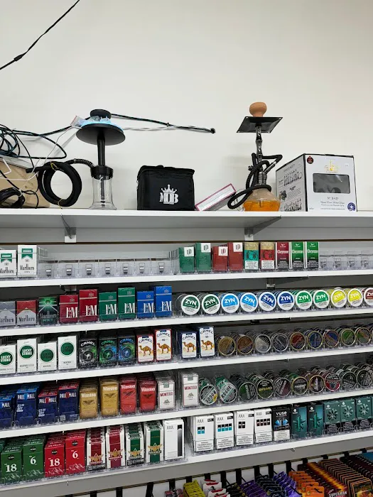 Main Street Tobacco Vape and Beer Picture 6