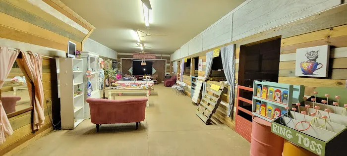 Piggy Pet Shop Picture 6