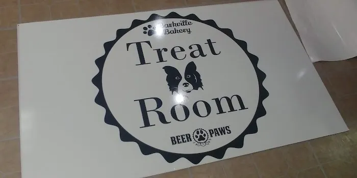 Treat Room Picture 1
