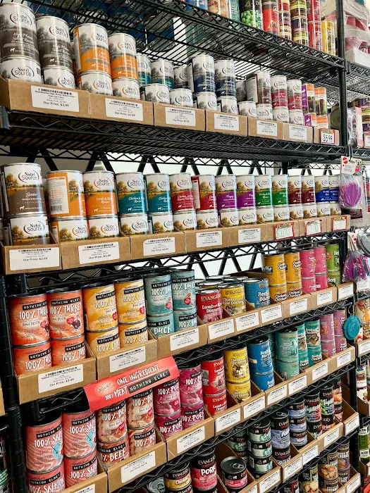 Dog Supplies Outlet Picture 9