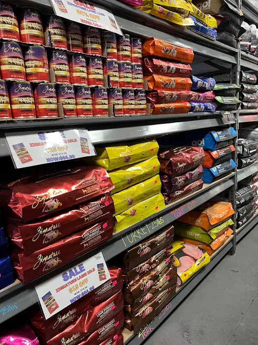 Dog Supplies Outlet Picture 7