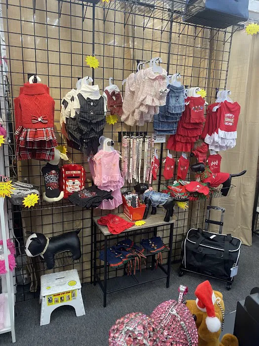 Coco’s Natural Pet Supply & Boutique Picture 10
