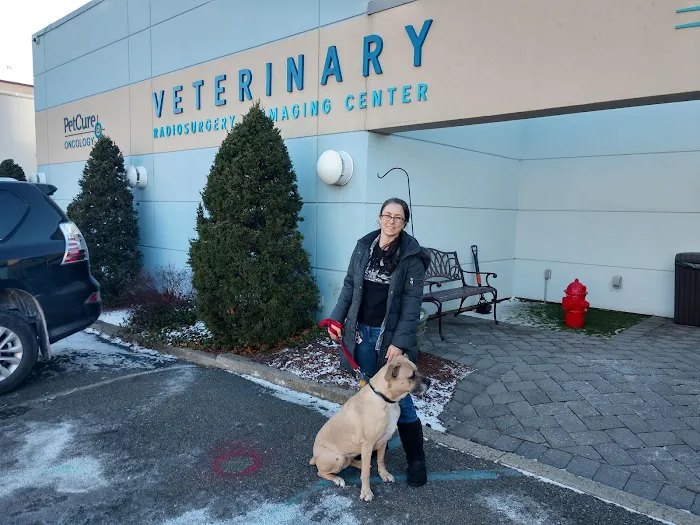 PetCure Oncology at Veterinary Radiosurgery and Imaging Center Picture 2