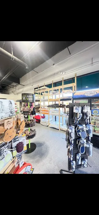 Jones Pet Outlet Picture 9