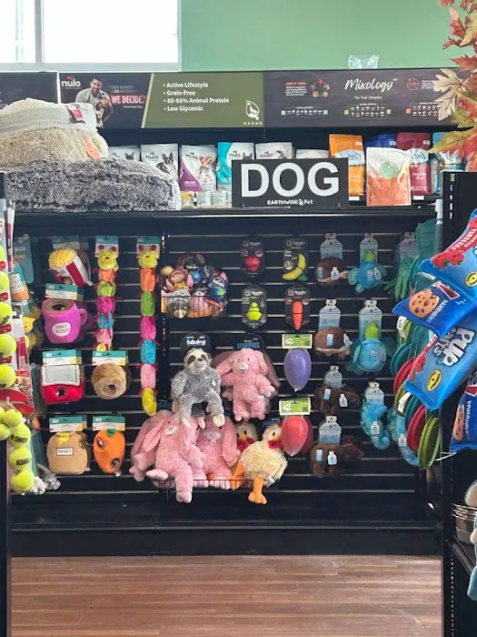 Earthwise Pet Supply & Grooming Spa-White Lake Picture 9