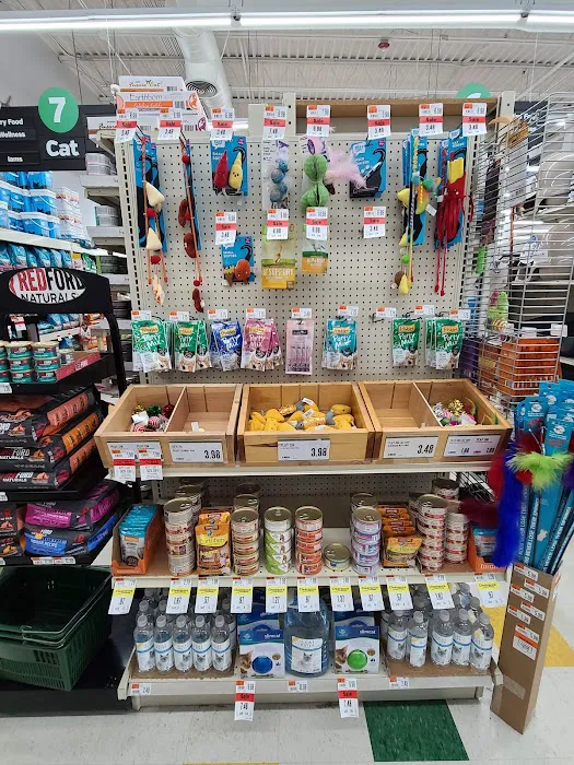 Pet Supplies Plus White Lake - Highland Picture 2