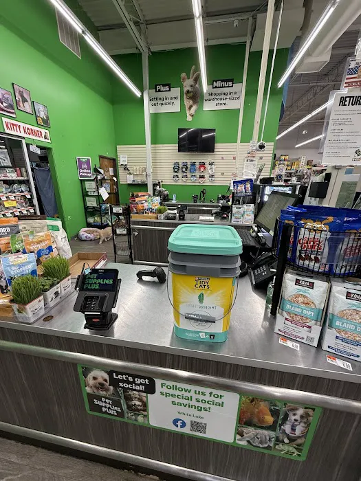 Pet Supplies Plus White Lake - Highland Picture 6