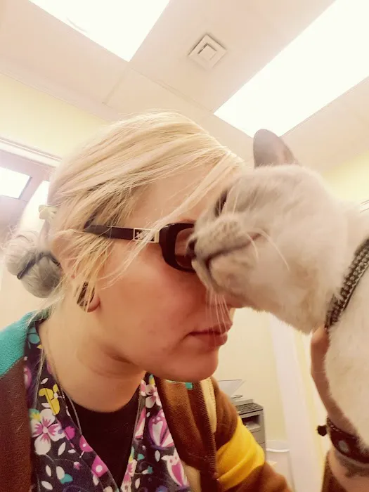 Woodbridge Veterinary Hospital Picture 3