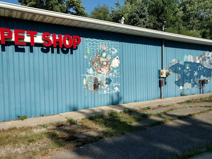 Somethin's Fishy Pet Shop Inc Picture 9