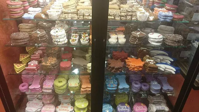 Joey's Pet Outfitters Picture 2