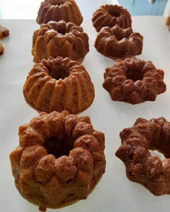 Bailey's Biscuit Bakery Picture 6