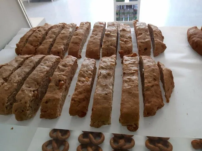 Bailey's Biscuit Bakery Picture 10