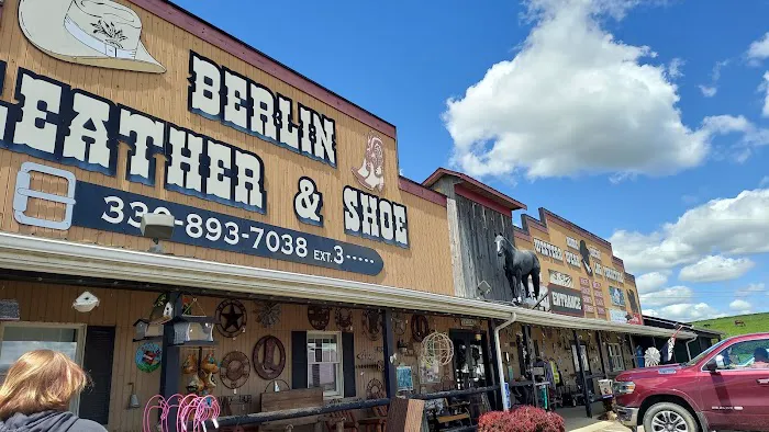 Berlin Pet Shoppe Picture 5