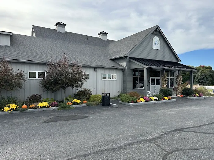 Uxbridge Animal Hospital Picture 1