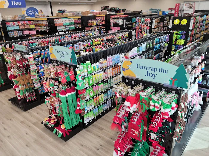 Pet Supermarket Picture 10