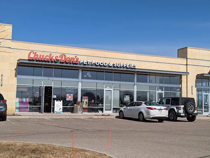 Chuck & Don's Pet Food & Supplies Picture 2