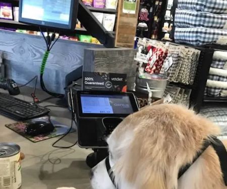 Chuck & Don's Pet Food & Supplies