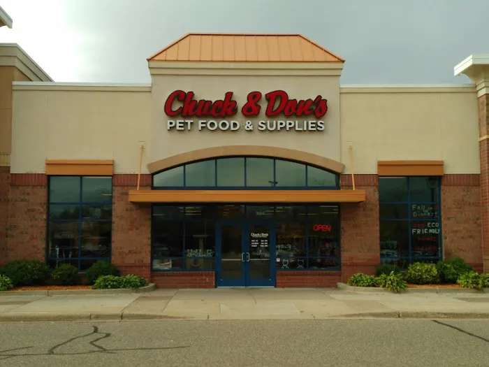 Chuck & Don's Pet Food & Supplies Picture 3