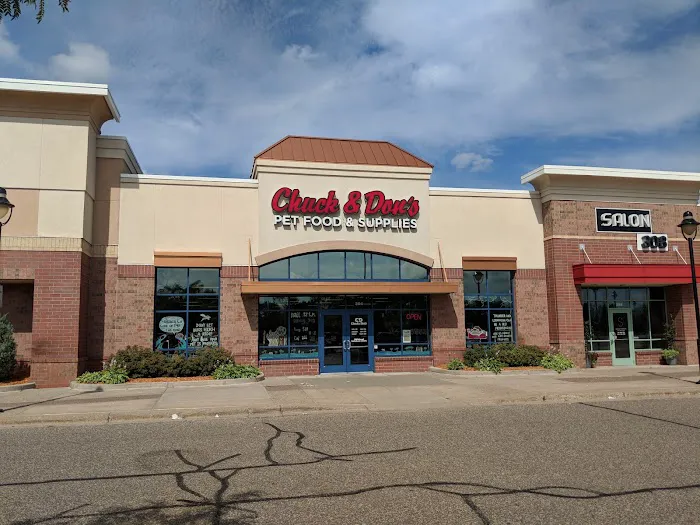Chuck & Don's Pet Food & Supplies Picture 9