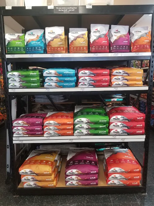 Chuck & Don's Pet Food & Supplies Picture 8