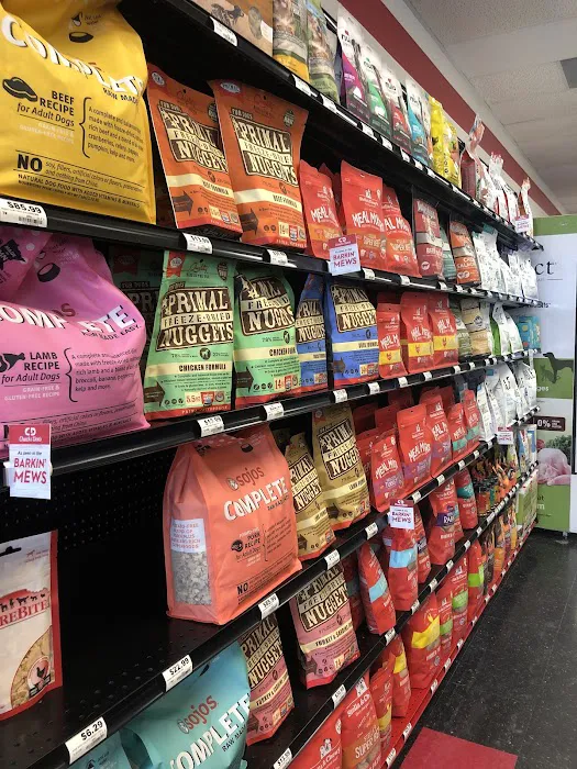 Chuck & Don's Pet Food & Supplies Picture 6