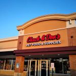 Chuck & Don's Pet Food & Supplies