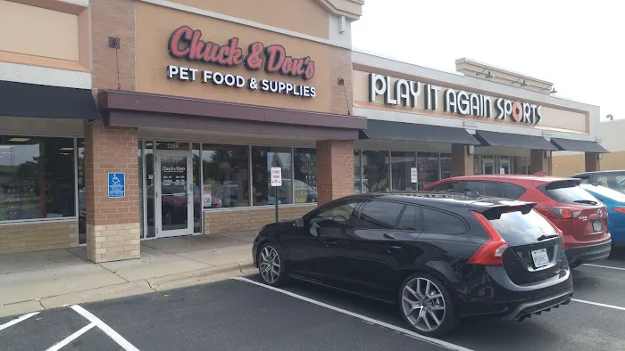 Chuck & Don's Pet Food & Supplies Picture 2