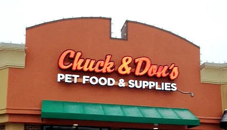 Chuck & Don's Pet Food & Supplies Picture 9