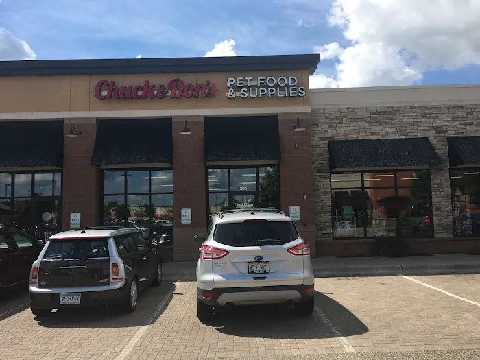 Chuck & Don's Pet Food & Supplies Picture 7