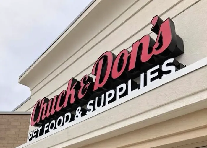 Chuck & Don's Pet Food & Supplies Picture 8