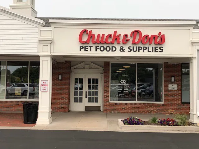 Chuck & Don's Pet Food & Supplies Picture 8