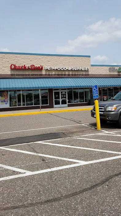 Chuck & Don's Pet Food & Supplies Picture 6