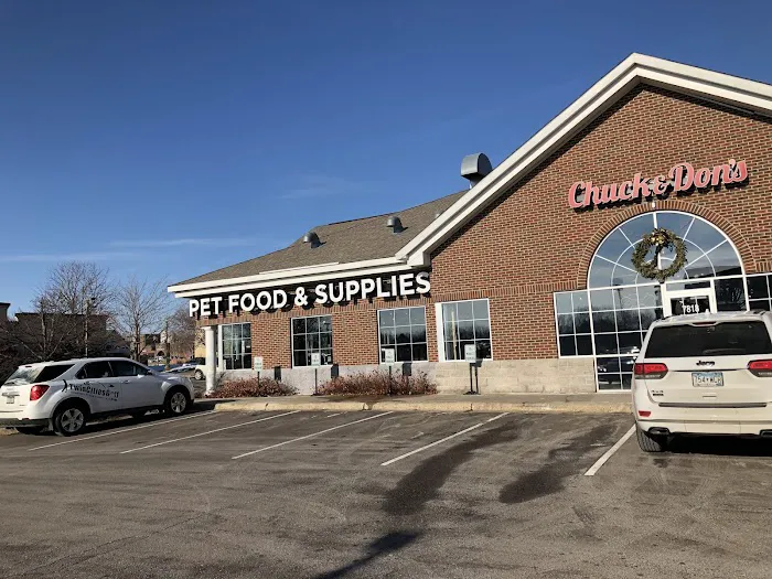 Chuck & Don's Pet Food & Supplies Picture 5