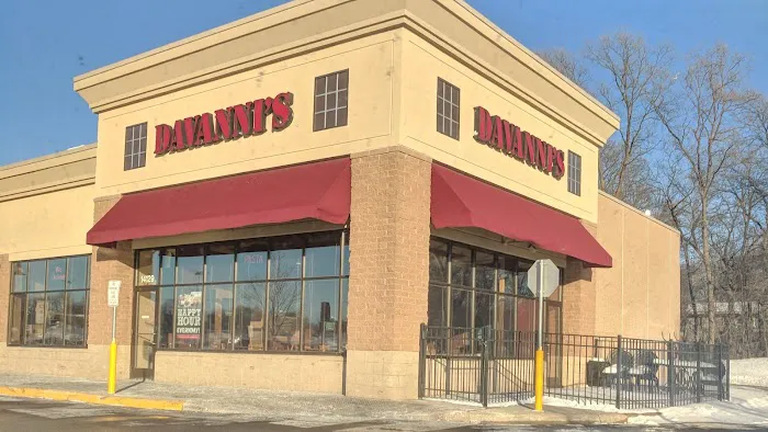 Chuck & Don's Pet Food & Supplies Picture 6