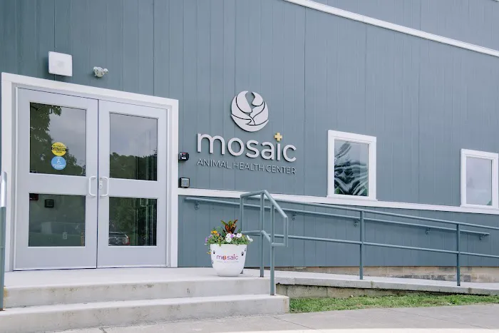 Mosaic Animal Health Center at St. Hubert's Picture 3