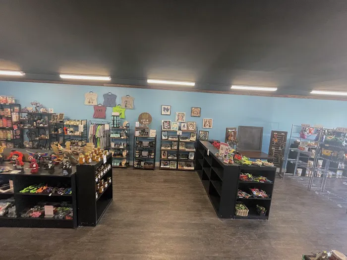 Bosco’s Marketplace Picture 4