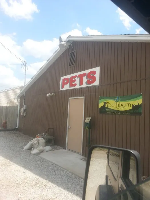 Paws and Claws & Company Picture 1