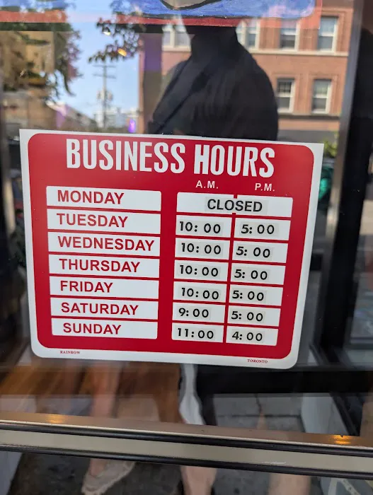 Evanston Pet Center Picture 7