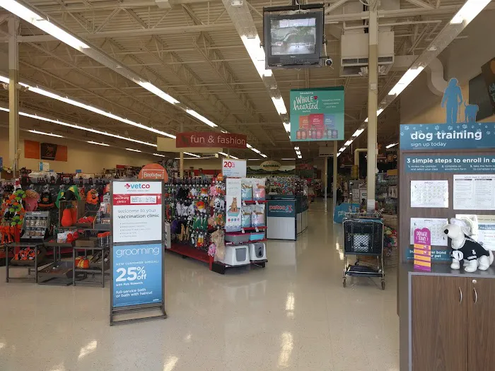 Petco Picture 4