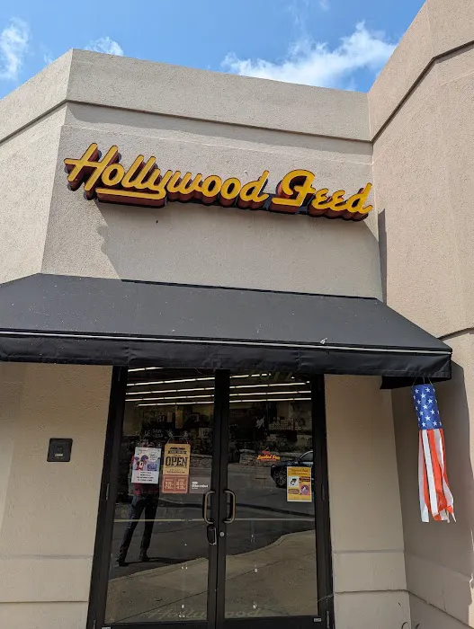 Hollywood Feed Picture 3