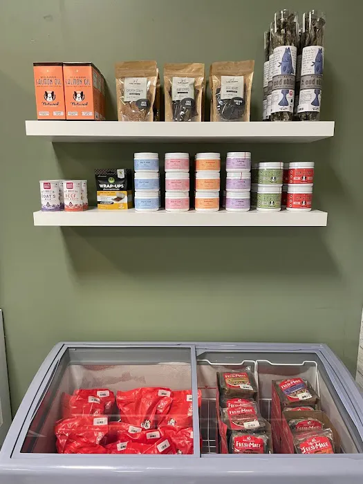 Dog Daze Boutique Picture 7