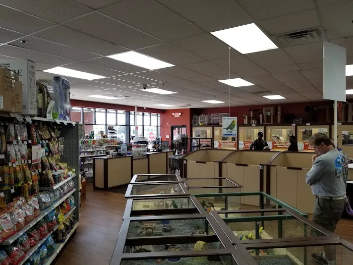 Petland Racine Picture 4