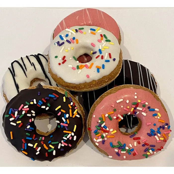 ChowChow Treats And Bakery LLC Picture 8