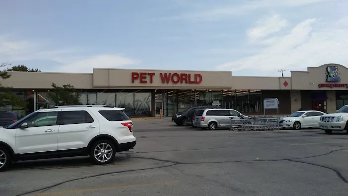Pet World Warehouse Outlet Picture 3
