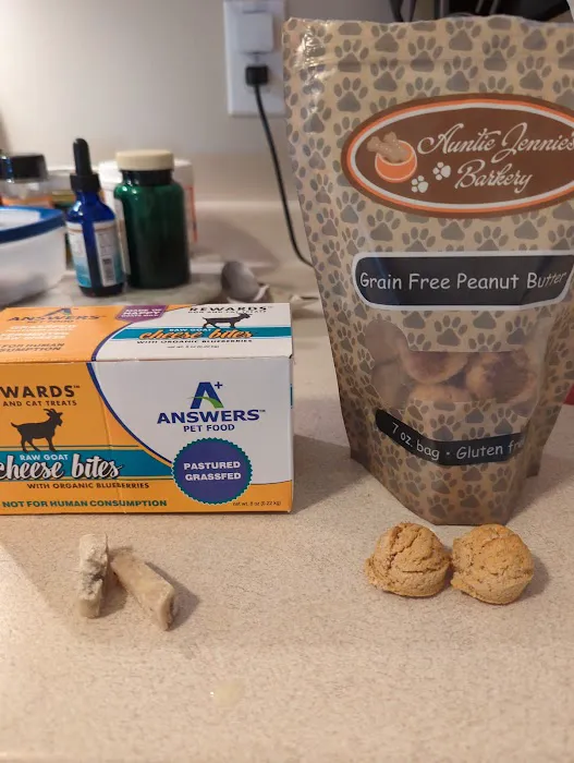 Bark N Scratch Outpost Picture 8