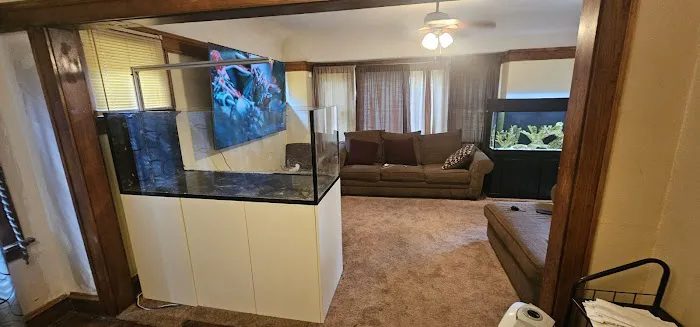 Midwest Aquaculture - Aquarium Maintenance & Design Picture 1