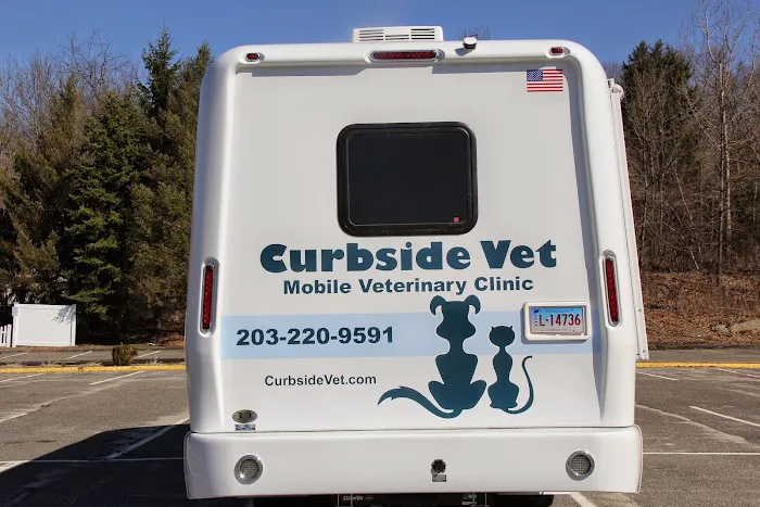 Curbside Veterinary Clinic, LLC Picture 1